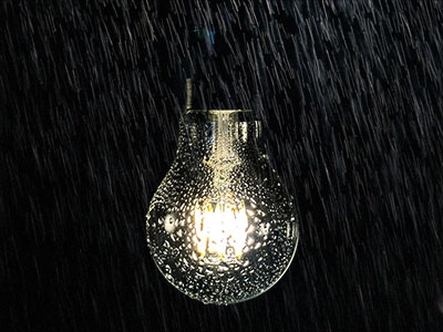 防雨仕様のA60クリア4W